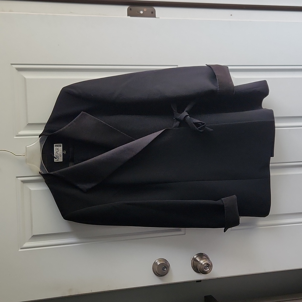Kasper Suit